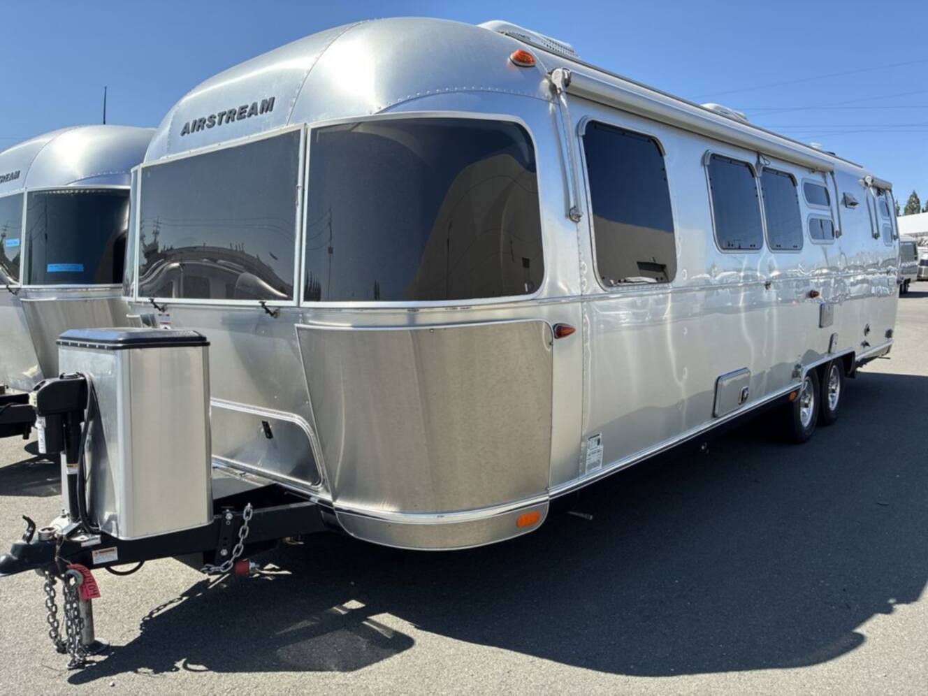 A photo of this 2021 Airstream Flying Cloud 30 Bunk Queen