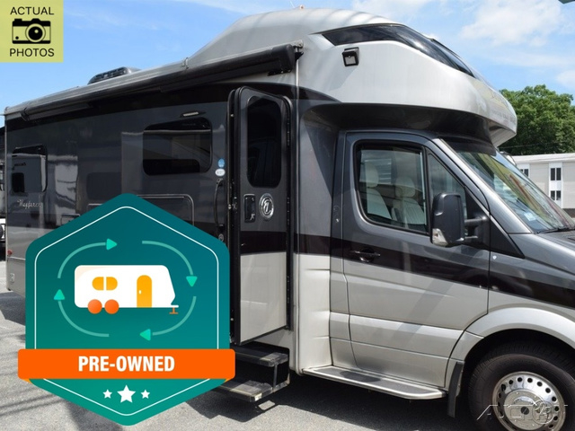 2019 Tiffin Motorhomes Wayfarer 25 QW in foxborough MA