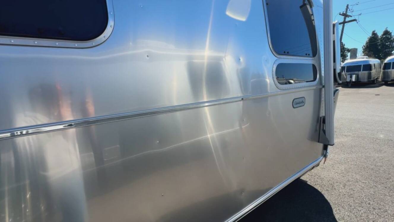 A photo of this 2026 Airstream Globetrotter 27FB