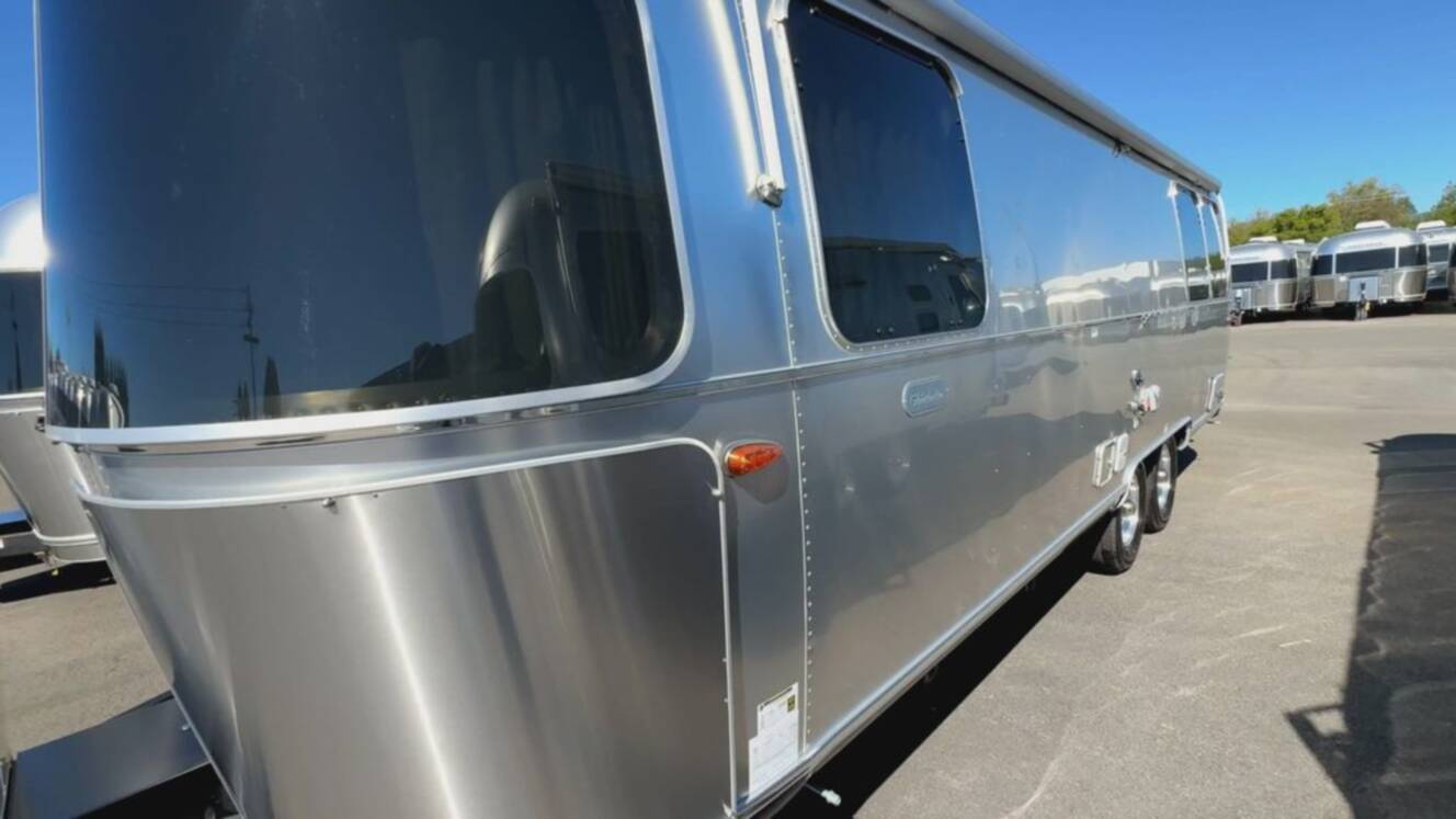 A photo of this 2026 Airstream Globetrotter 27FB
