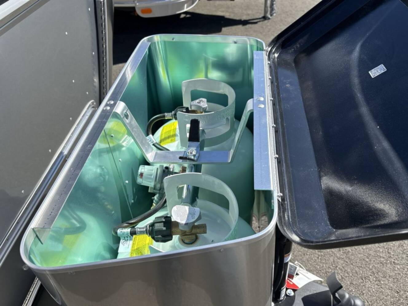 A photo of this 2026 Airstream Globetrotter 27FB
