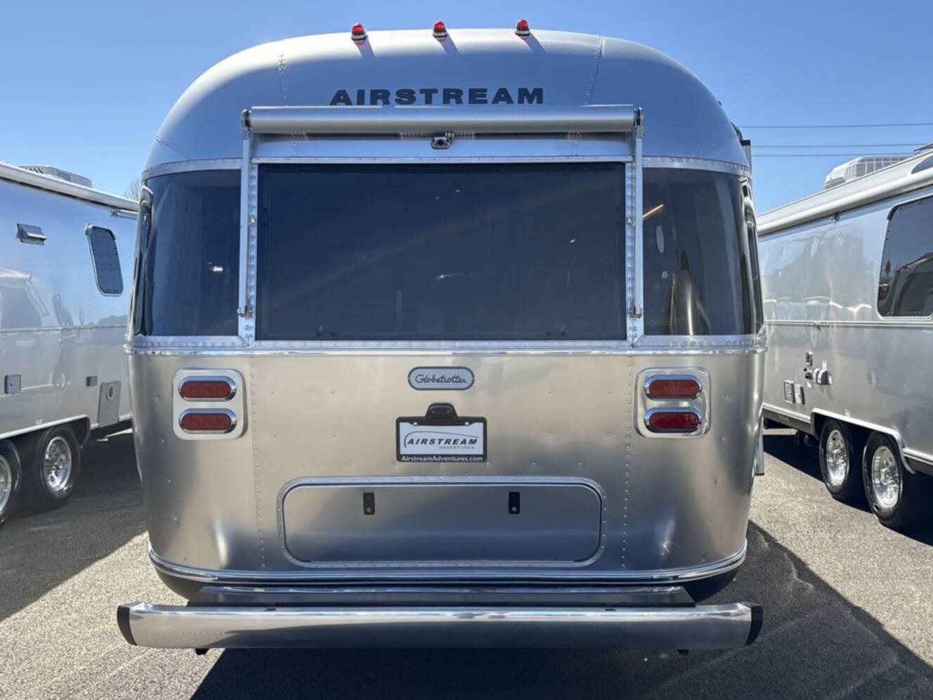 A photo of this 2026 Airstream Globetrotter 27FB