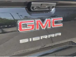 2023 GMC SIERRA