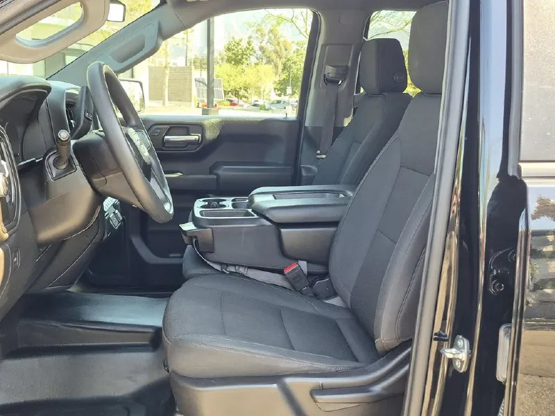 2023 GMC SIERRA