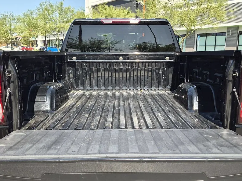 2023 GMC SIERRA