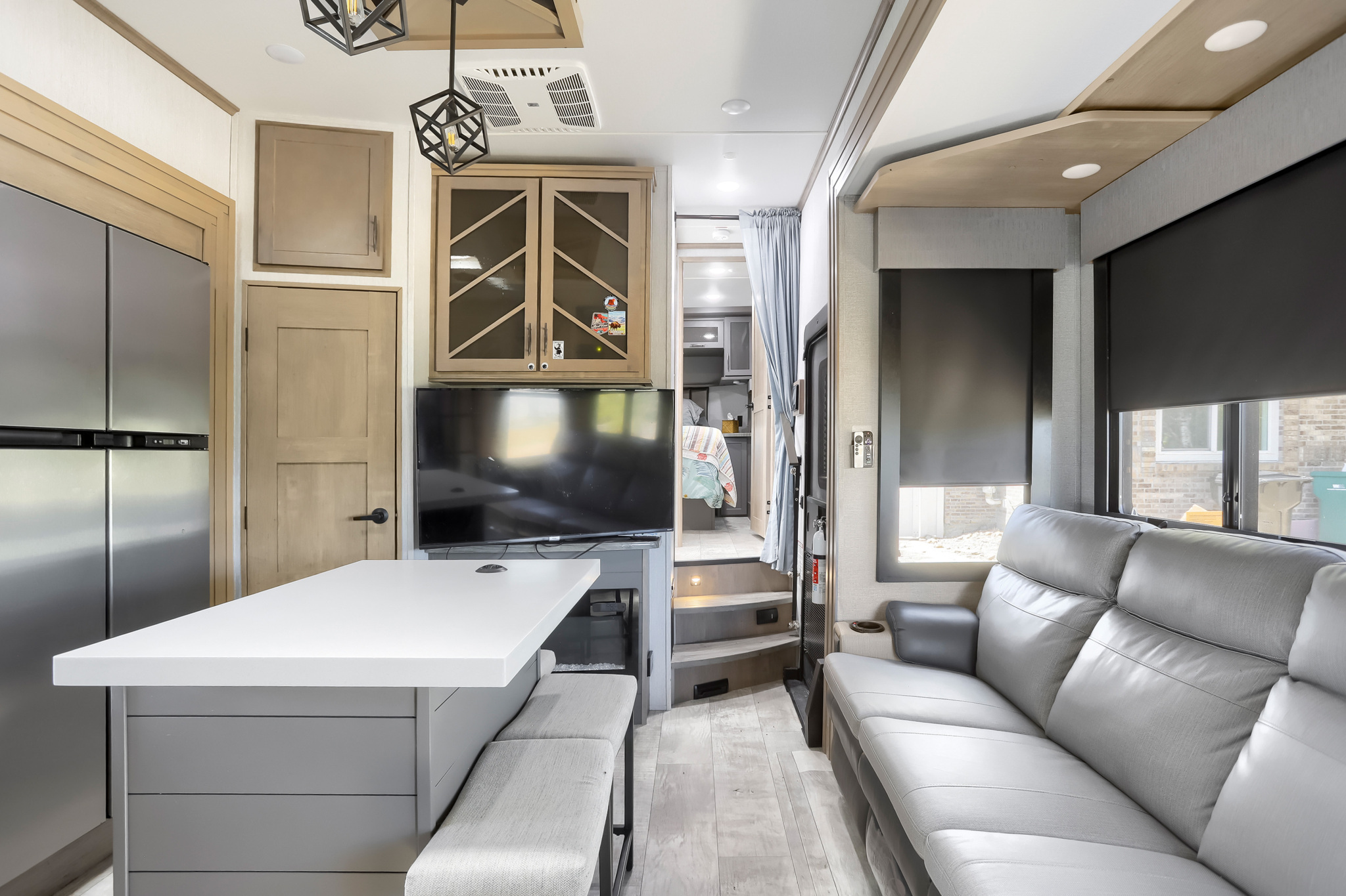 2023 Grand Design MOMENTUM M-CLASS 398M RV