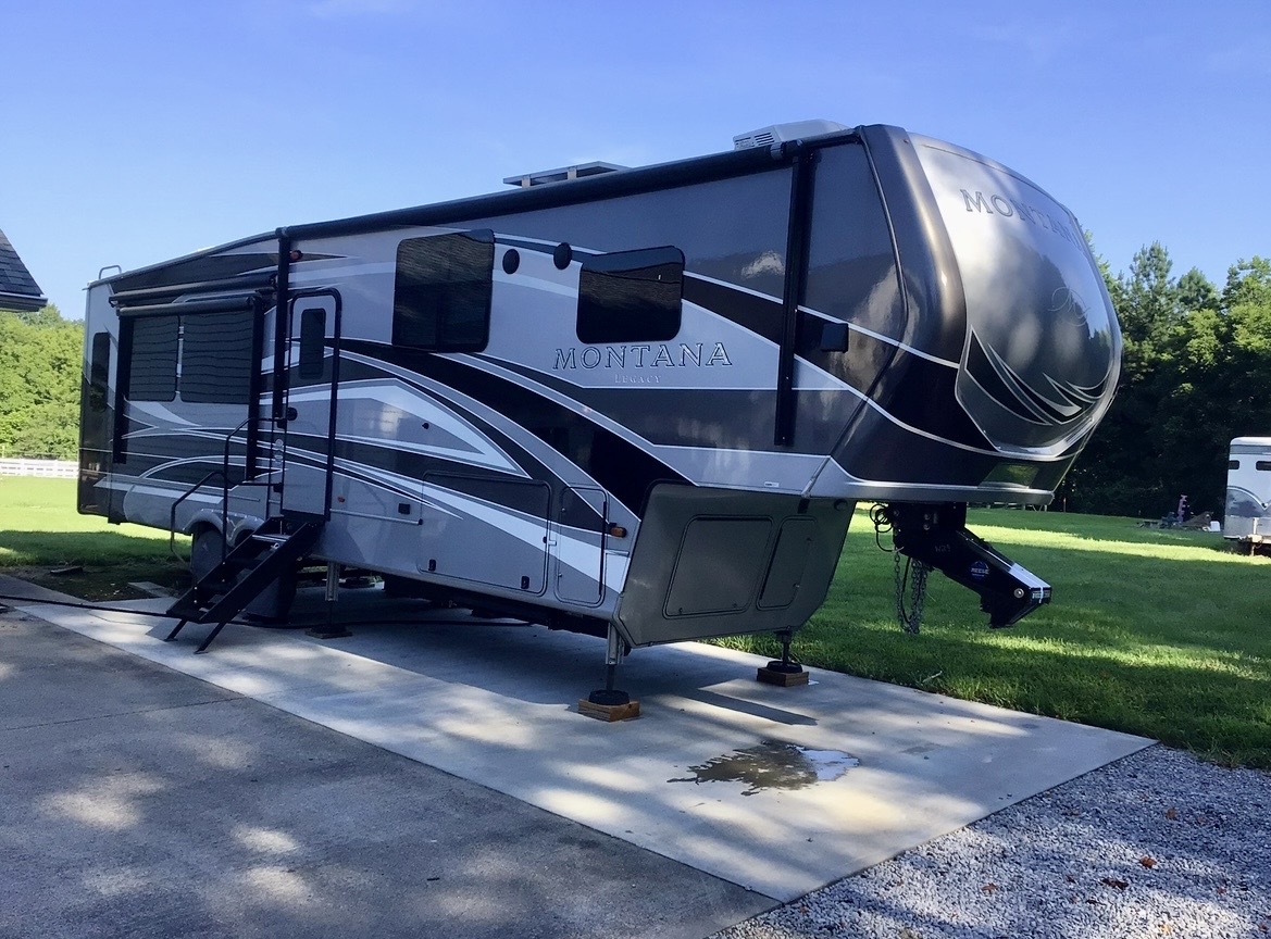 2022 Keystone Montana 3231CK RV