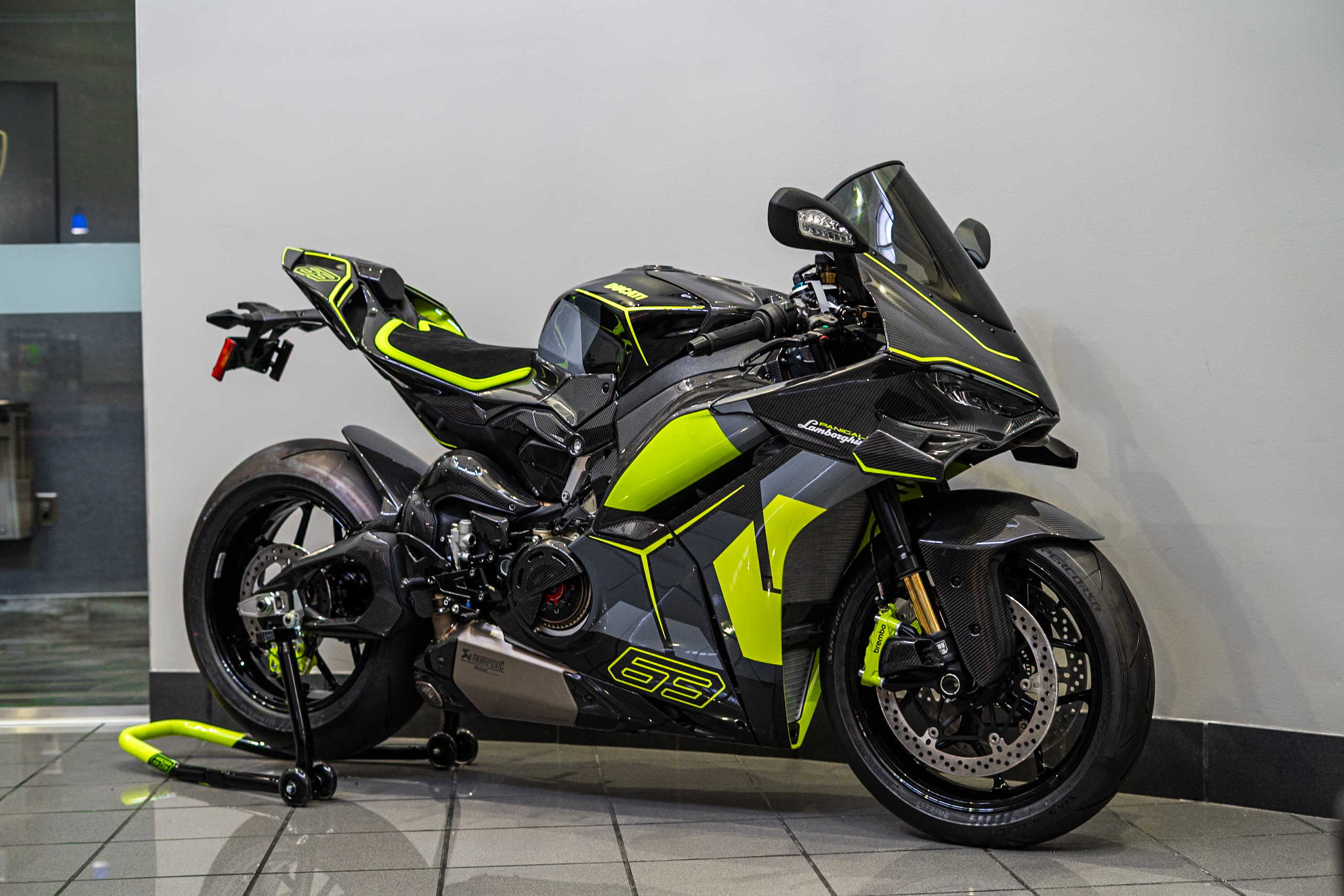 2026 Ducati PANIGALE V4 LAMBORGHINI Sportbike motorcycle