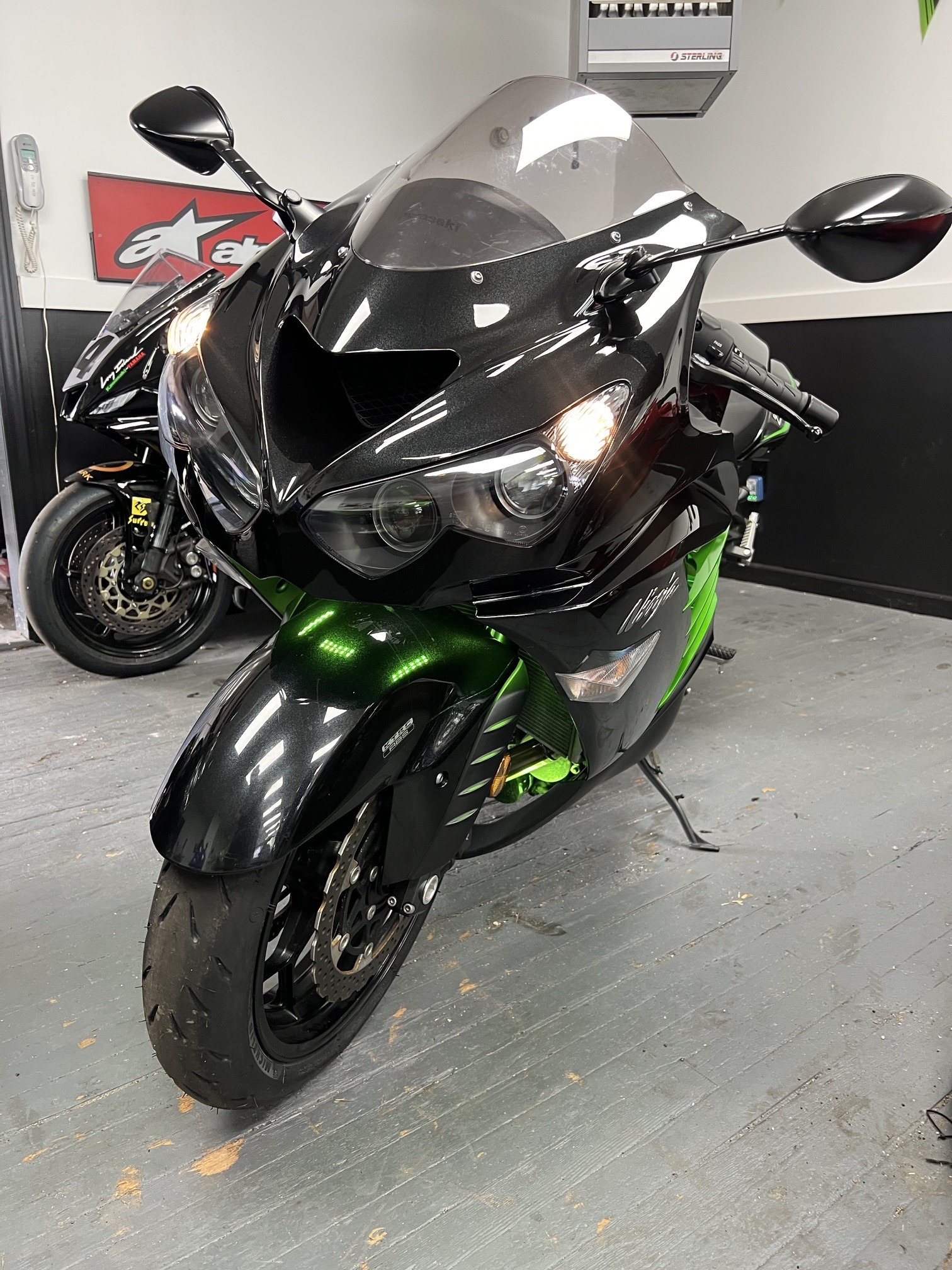 2017 Kawasaki Ninja ZX-14R ABS ABS in Hicksville, NY