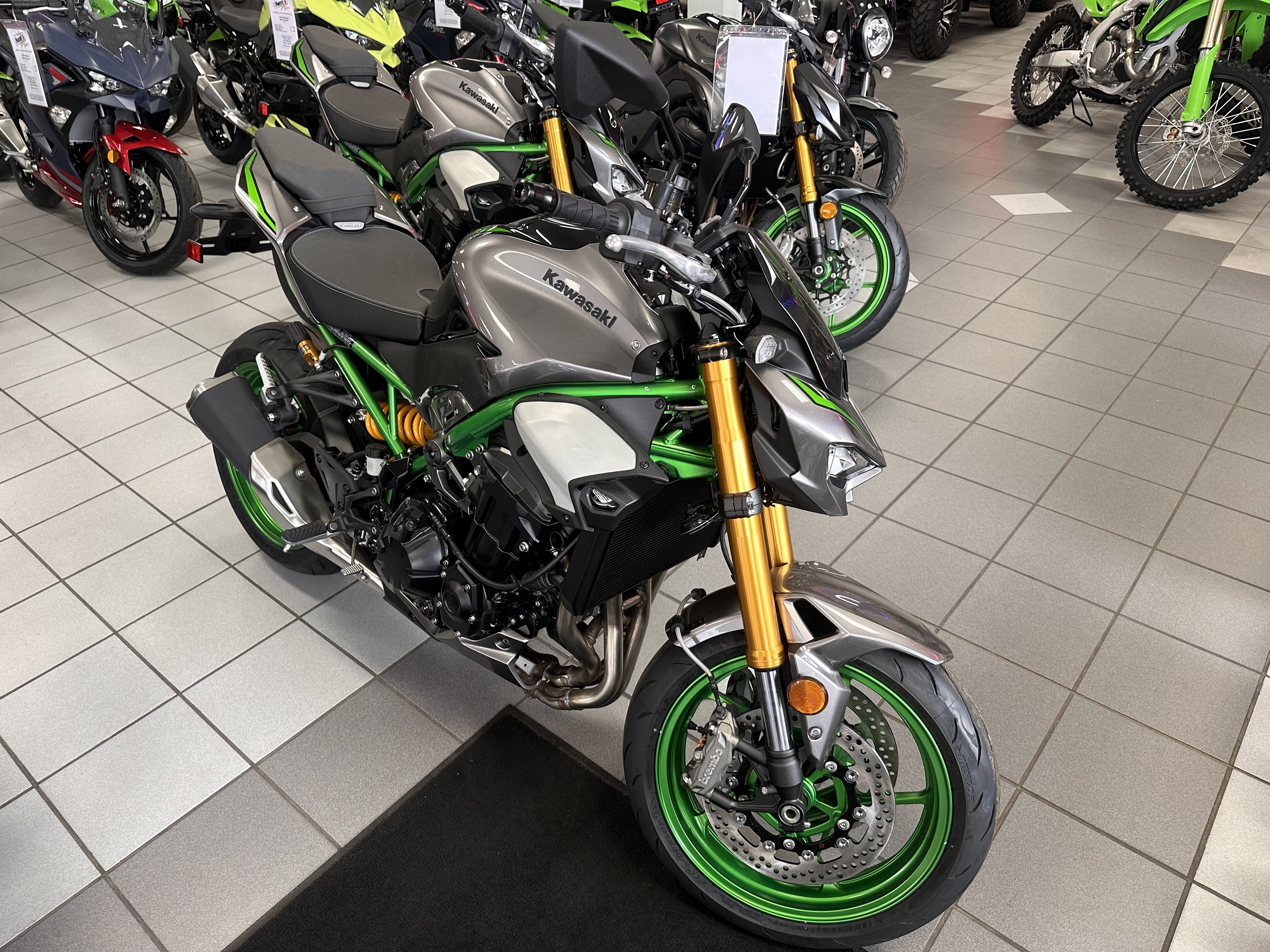 2025 Kawasaki Z900 SE ABS ABS in Kaukauna, WI