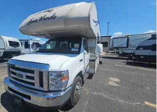 2019 THOR MOTOR COACH FOUR WINDS 26B
