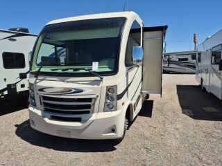 2017 THOR MOTOR COACH VEGAS 25 5