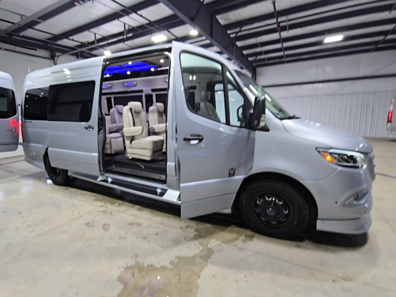 A photo of this 2027 Ultimate Toys COACH 170 STD