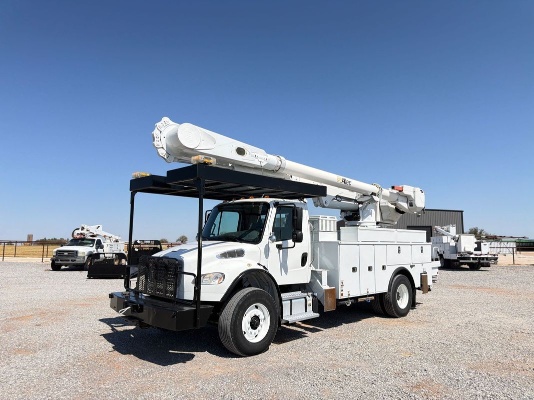 2018 FREIGHTLINER BUSINESS CLASS M2 106 in Yukon, OK