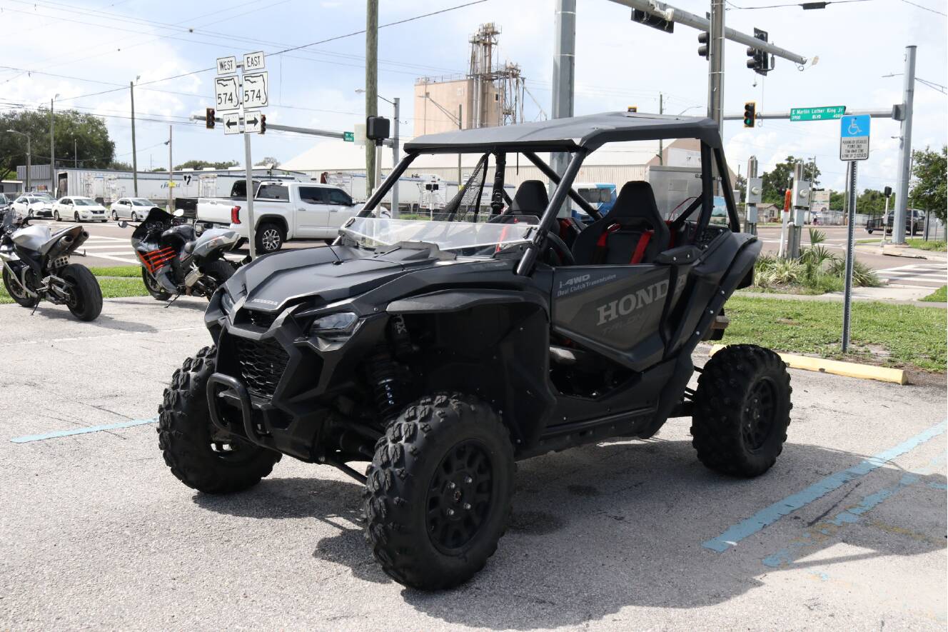 A photo of this 2022 Honda TALON 1000X FOX LIVE VALVE