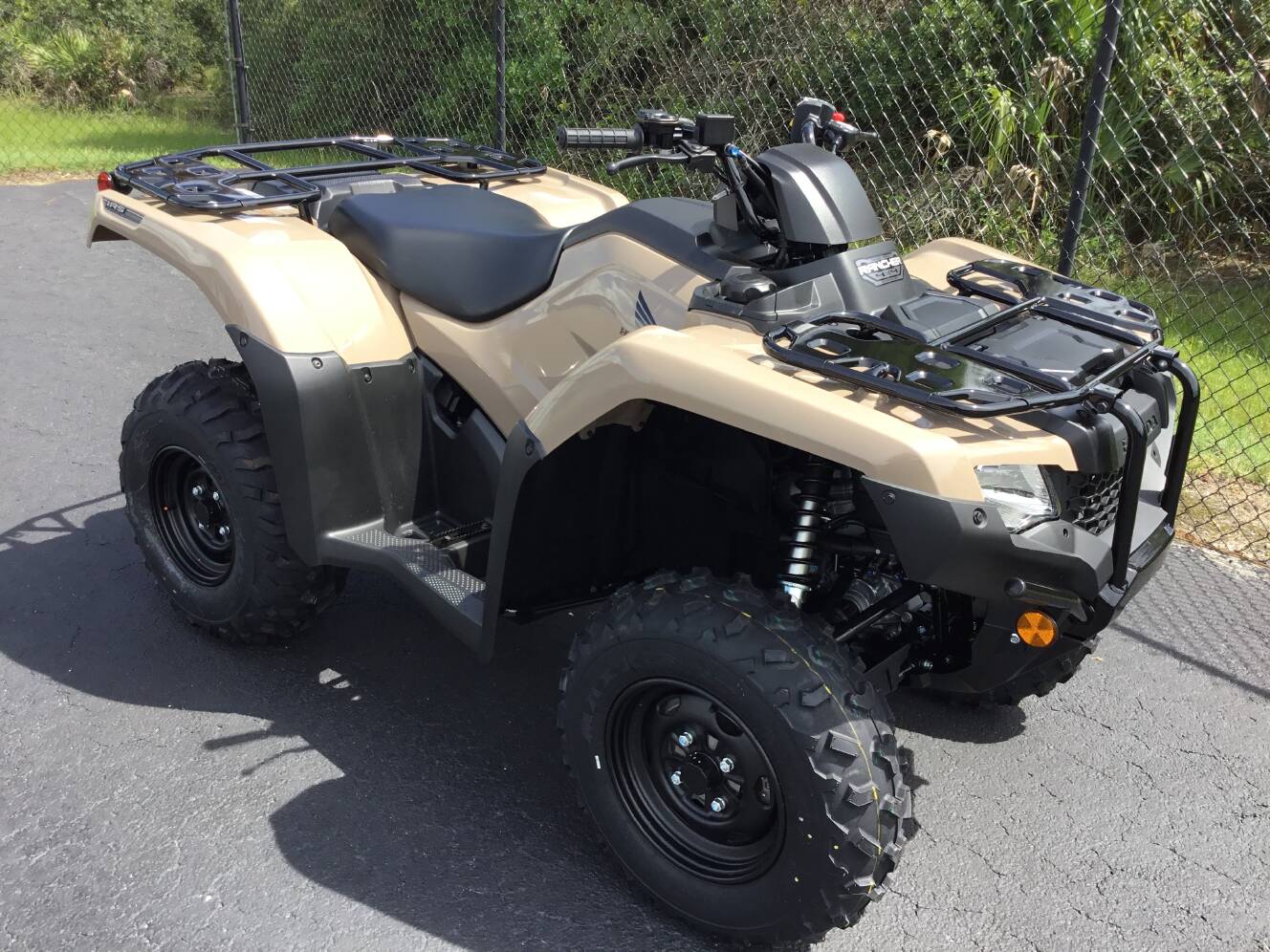 A photo of this 2027 Honda FourTrax Rancher 4x4 Automatic DCT IRS EPS
