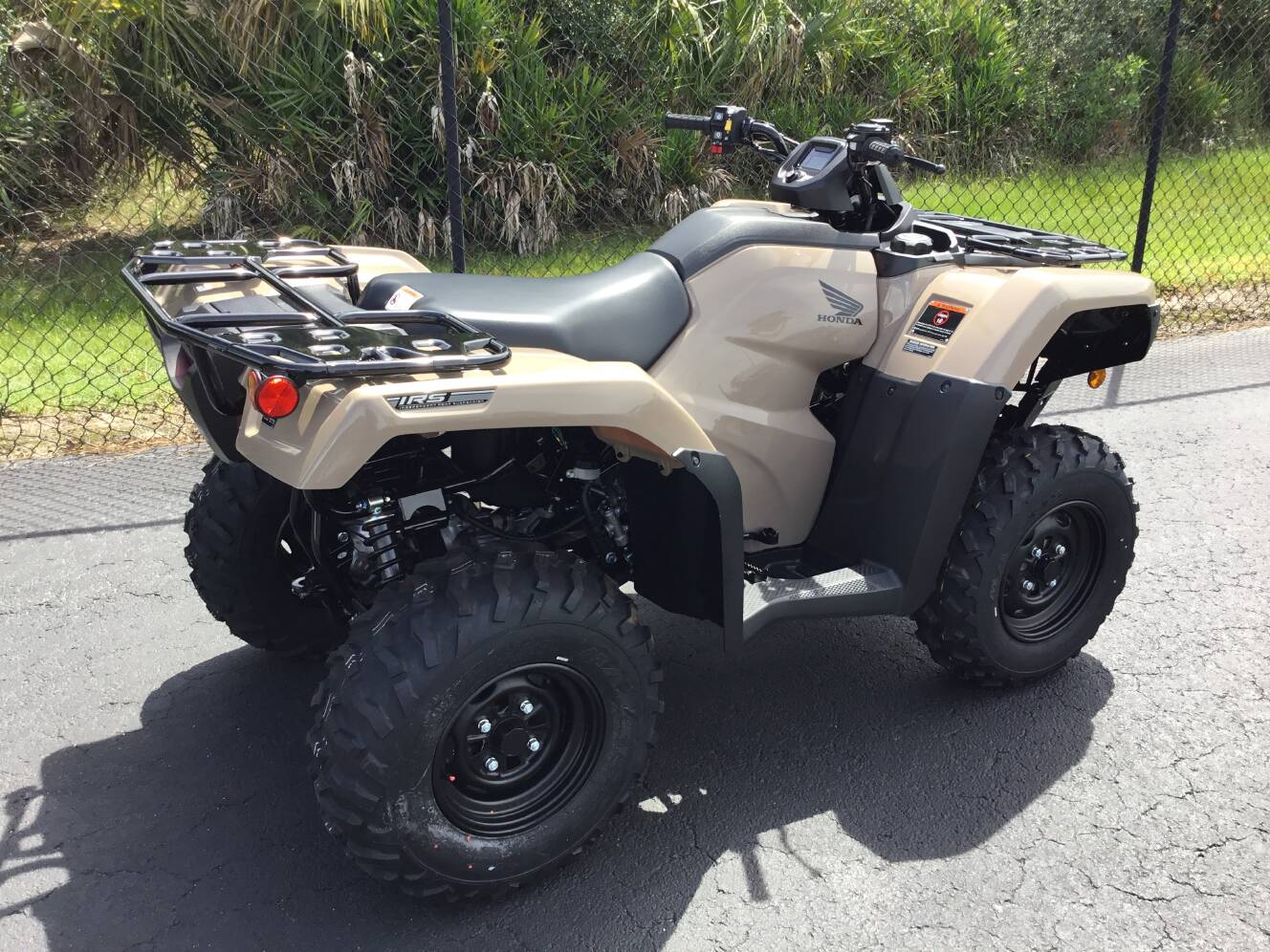 A photo of this 2027 Honda FourTrax Rancher 4x4 Automatic DCT IRS EPS