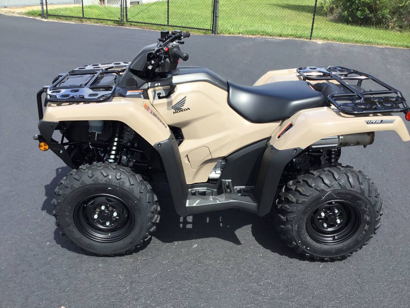 A photo of this 2027 Honda FourTrax Rancher 4x4 Automatic DCT IRS EPS