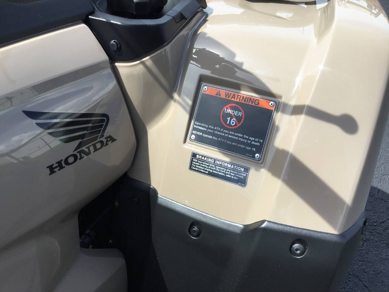 A photo of this 2027 Honda FourTrax Rancher 4x4 Automatic DCT IRS EPS