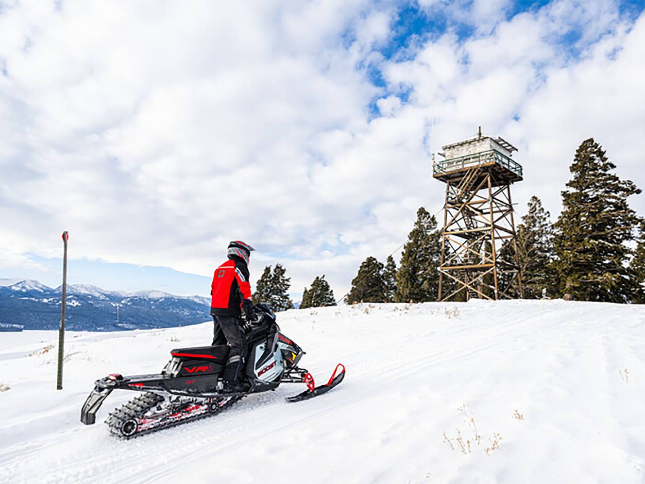 A photo of this 2026 Polaris Patriot Boost INDY VR1 137 Dynamix SC ES