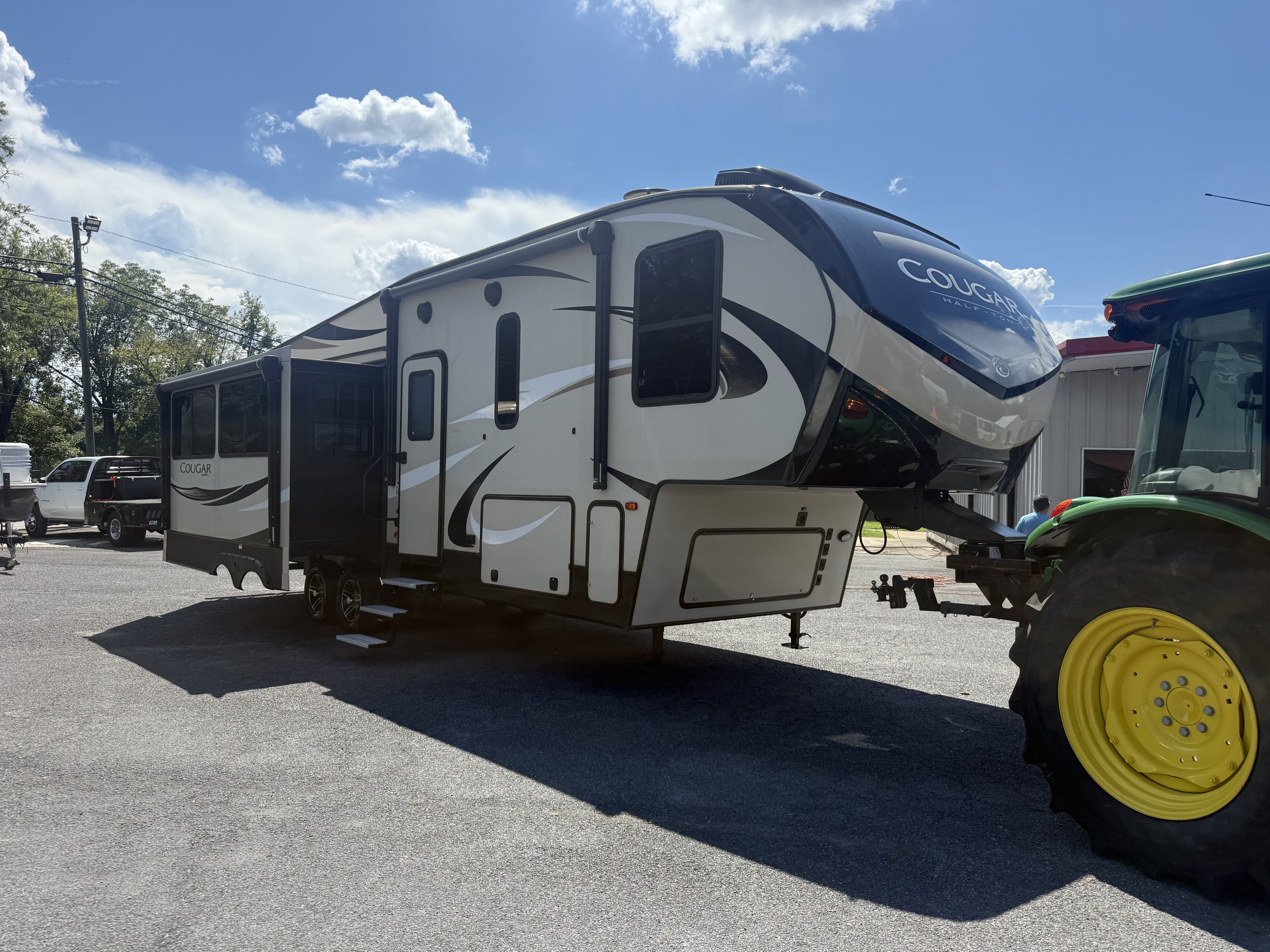 2019 Keystone COUGAR 30RLS in summerville GA