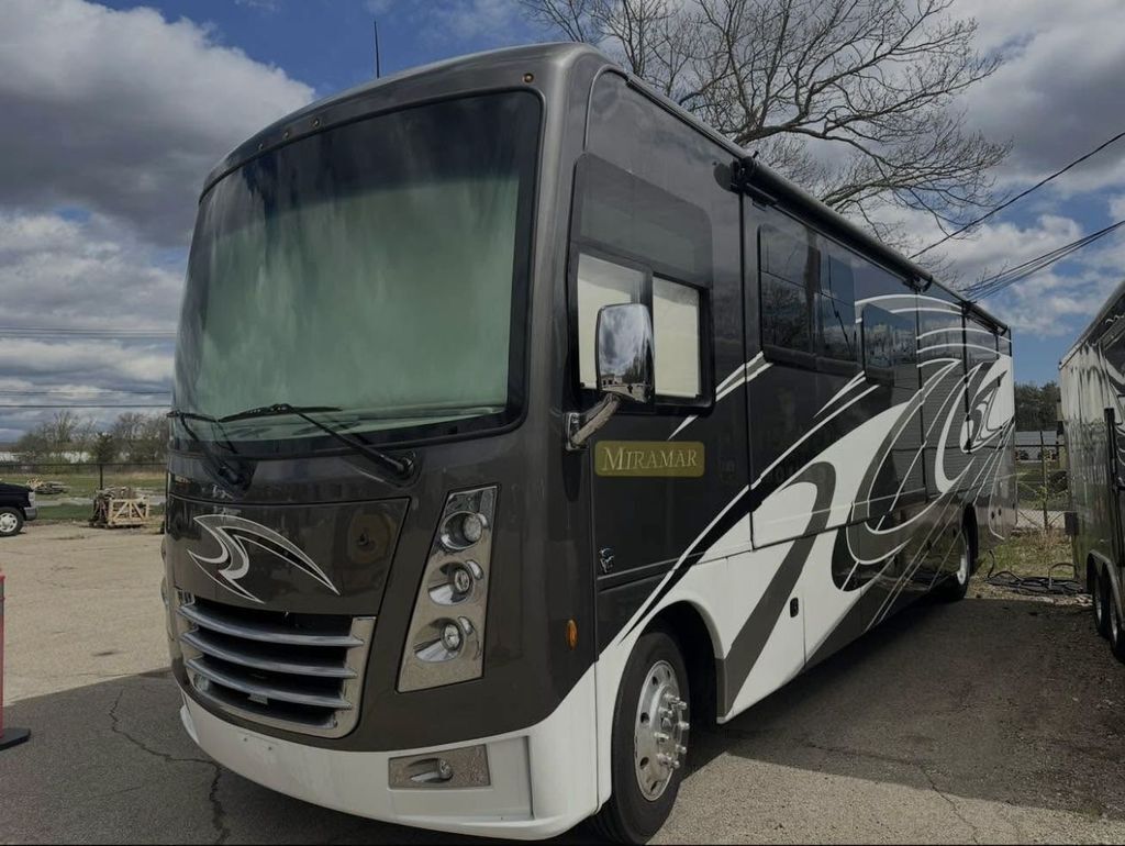 2019 Thor Motor Coach Miramar 37.1 in wakefield RI