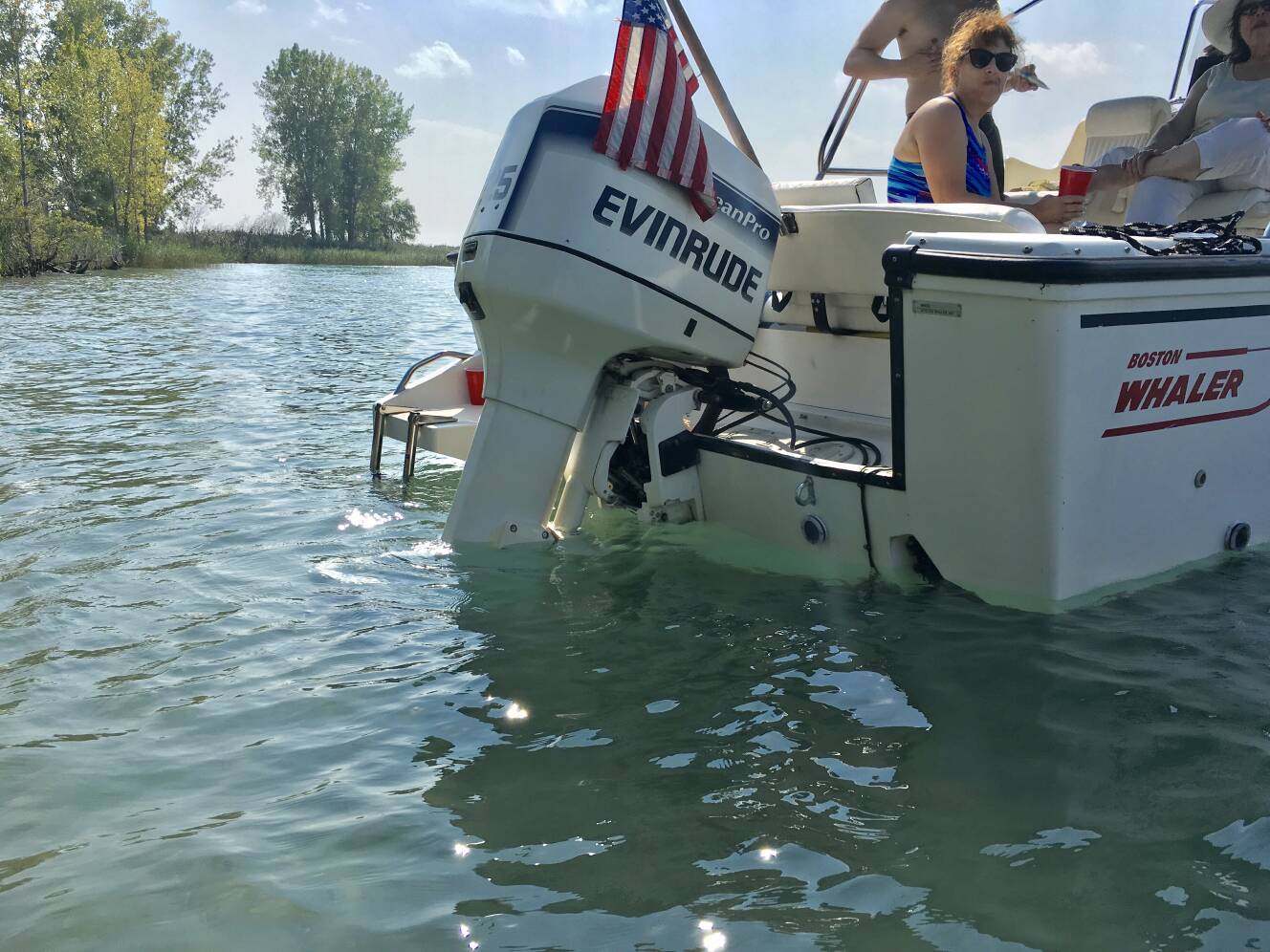 A photo of this 1994 Boston Whaler 240 OUTRAGE