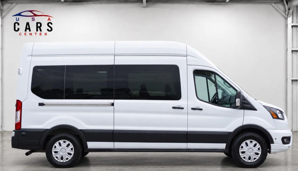 2024 FORD TRANSIT 350 in Langhorne, PA