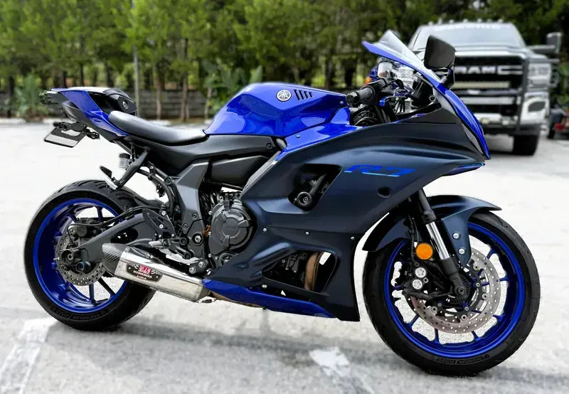 2022 Yamaha YZF R7 R7 in Portland, OR
