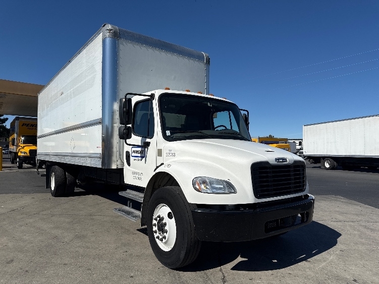 2022 FREIGHTLINER BUSINESS CLASS M2 106 in West Sacramento, CA