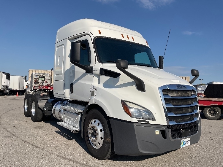 2020 Freightliner T11662ST in Poplar Bluff, MO