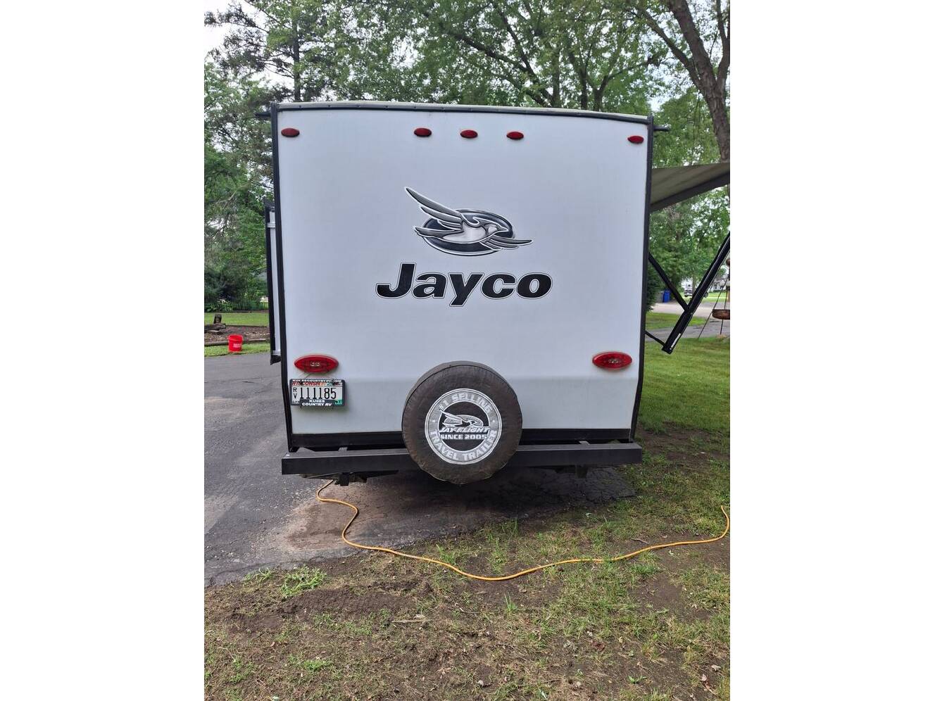 A photo of this 2021 Jayco Jay Flight SLX 184BS