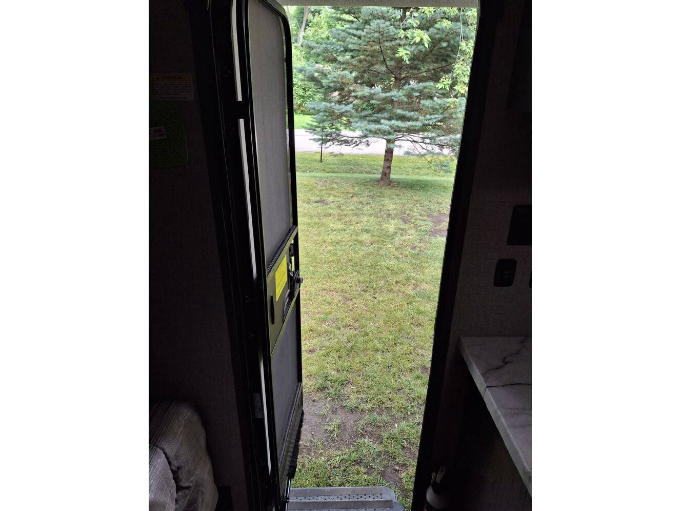 A photo of this 2021 Jayco Jay Flight SLX 184BS