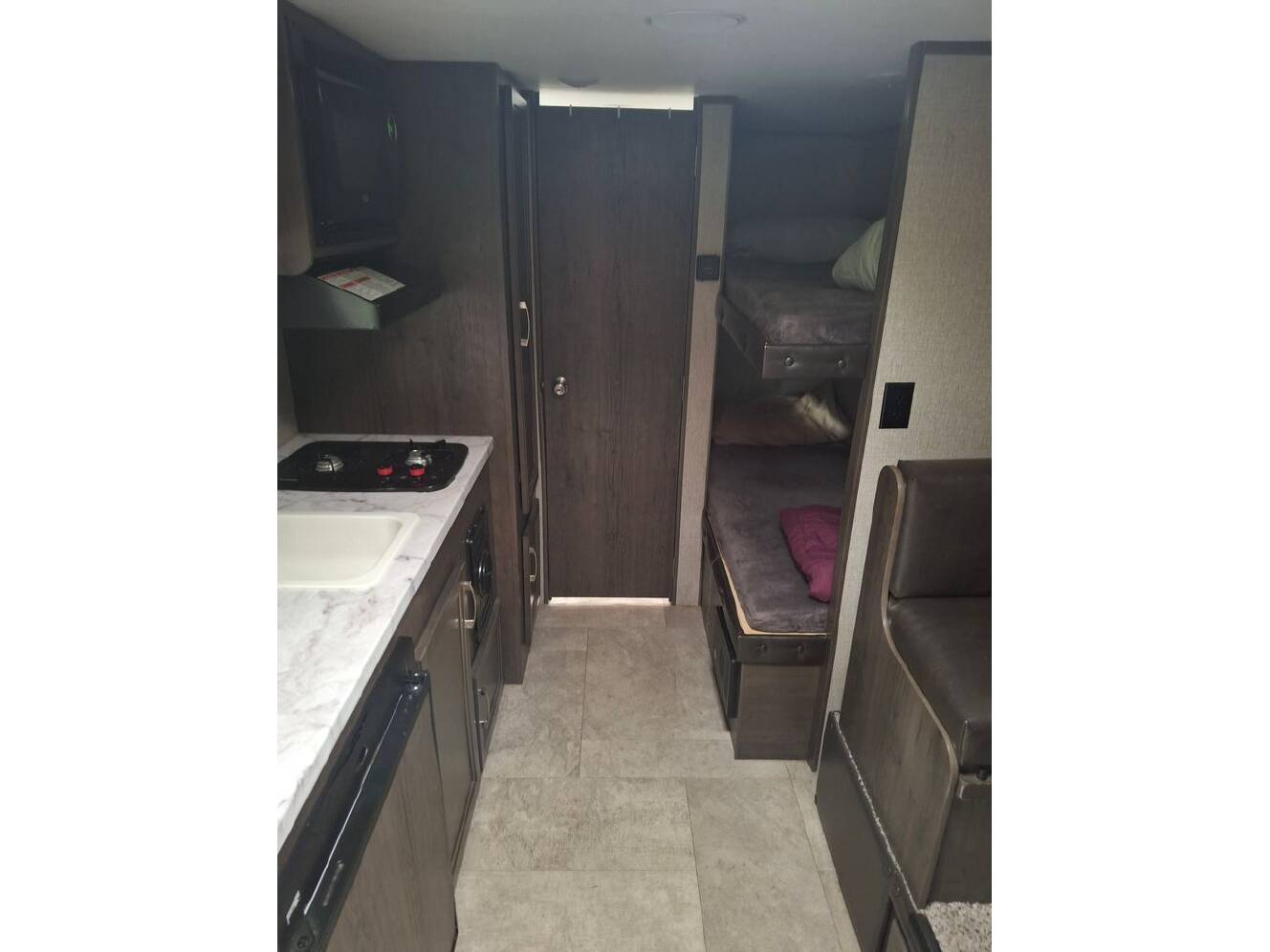 A photo of this 2021 Jayco Jay Flight SLX 184BS