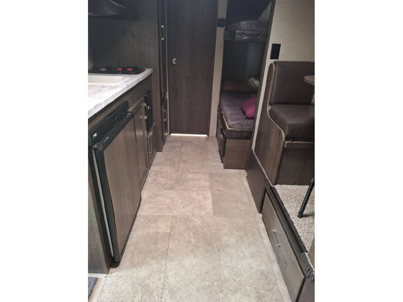 A photo of this 2021 Jayco Jay Flight SLX 184BS