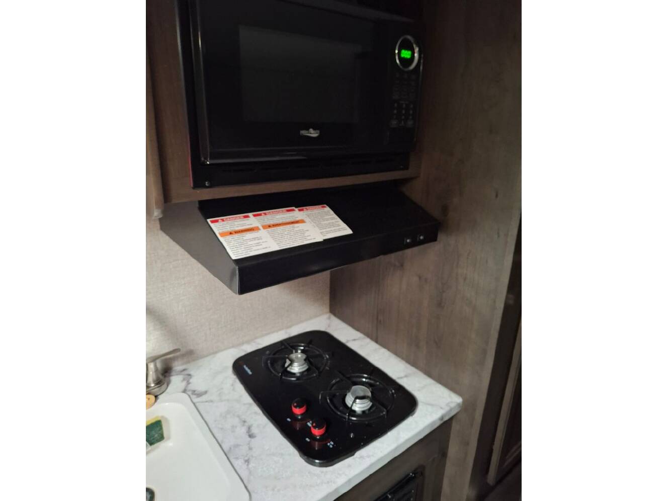 A photo of this 2021 Jayco Jay Flight SLX 184BS