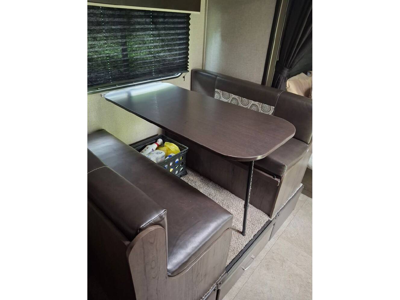 A photo of this 2021 Jayco Jay Flight SLX 184BS