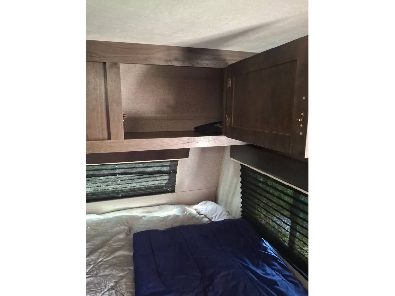 A photo of this 2021 Jayco Jay Flight SLX 184BS