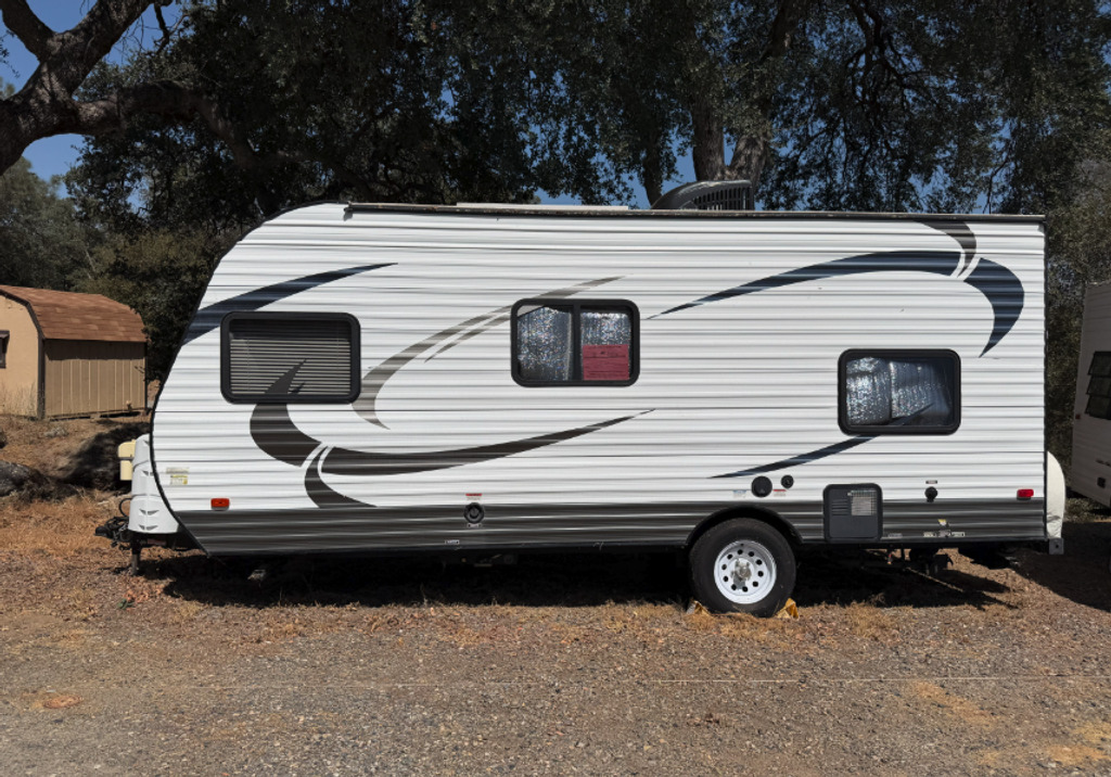 2015 Pacific Coachworks Mighty Lite DLX 16BB in los angeles CA
