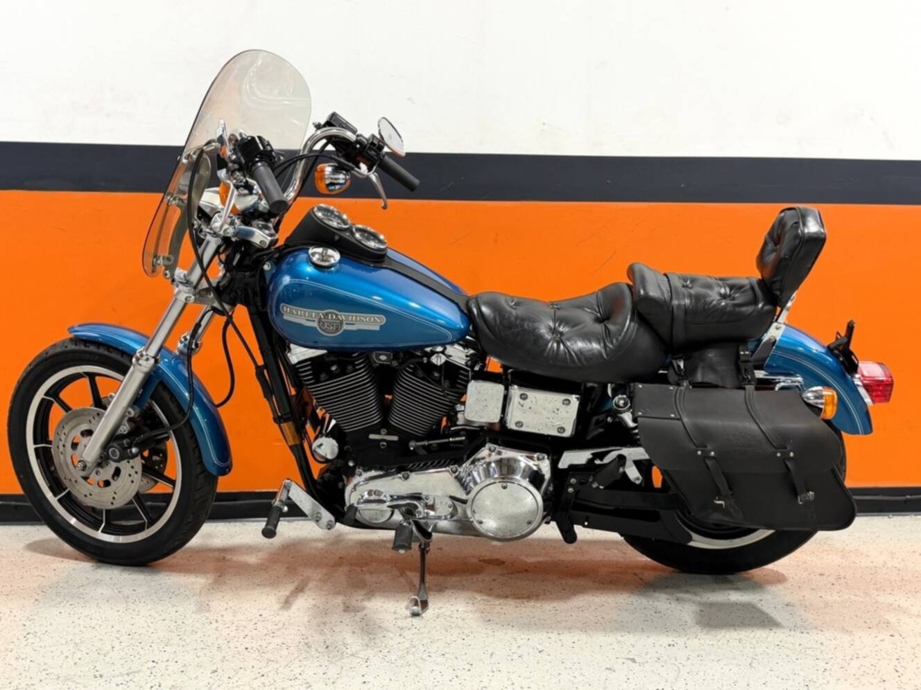 A photo of this 1995 Harley-Davidson  Dyna Low Rider 