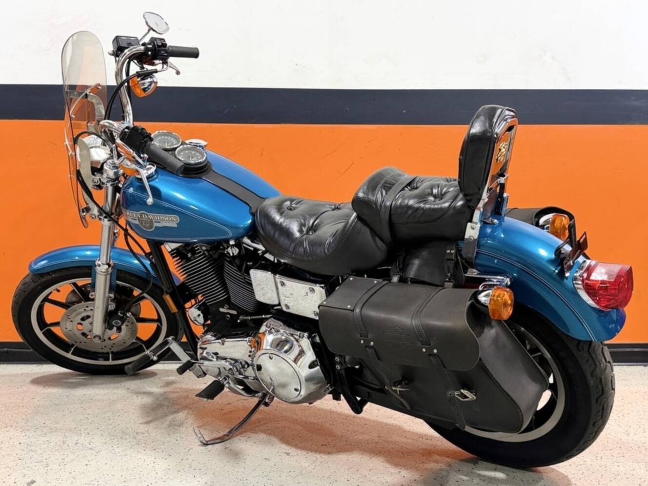 A photo of this 1995 Harley-Davidson  Dyna Low Rider 