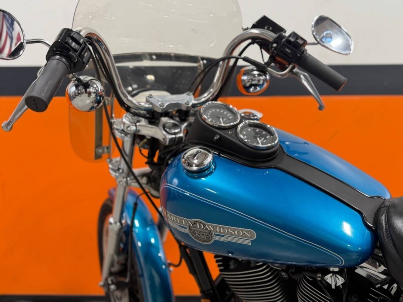 A photo of this 1995 Harley-Davidson  Dyna Low Rider 