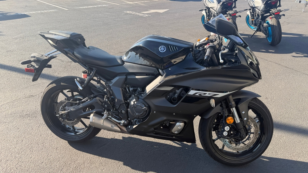 2024 Yamaha YZF R7 R7 in Sublimity, OR