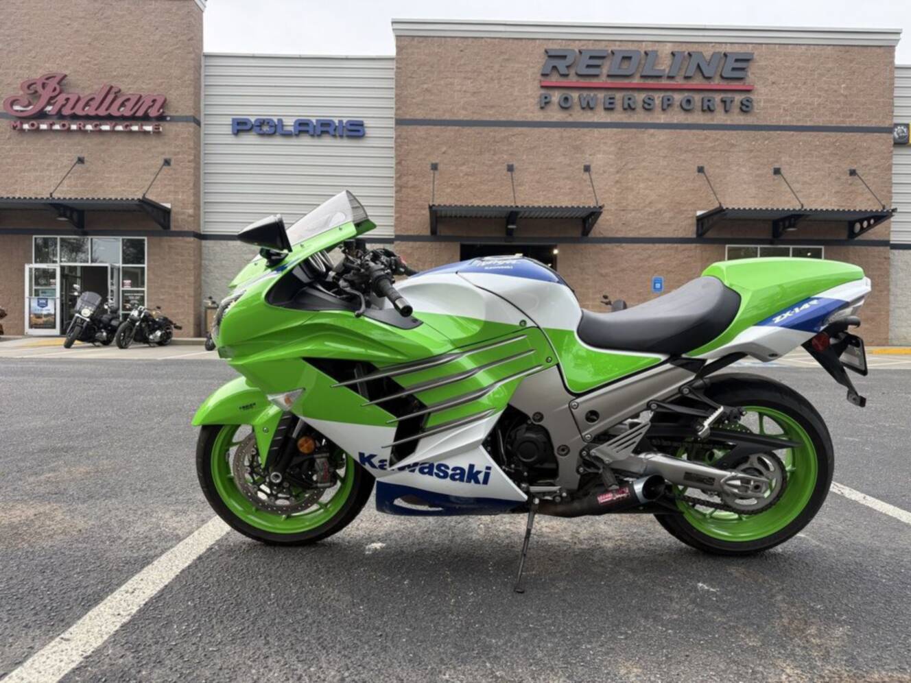 A photo of this 2024 Kawasaki Ninja ZX -14R 40th Anniversary Edition ABS 40th An