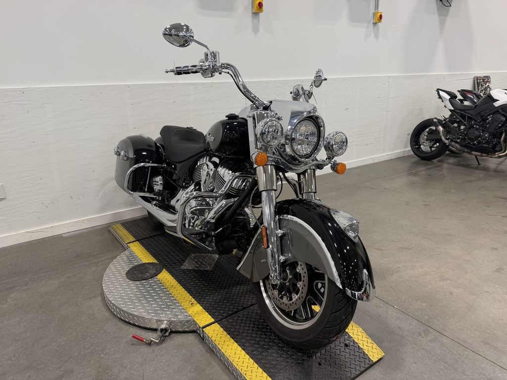 2024 Indian Springfield Black Metallic/Titanium Metallic BASE in fort worth TX