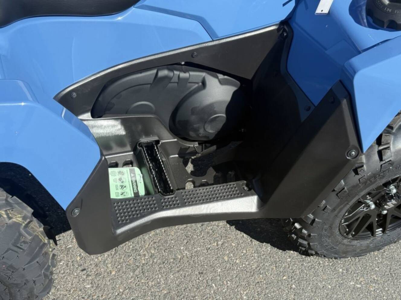 A photo of this 2026 Suzuki KingQuad 500 AXi Power Steering SE