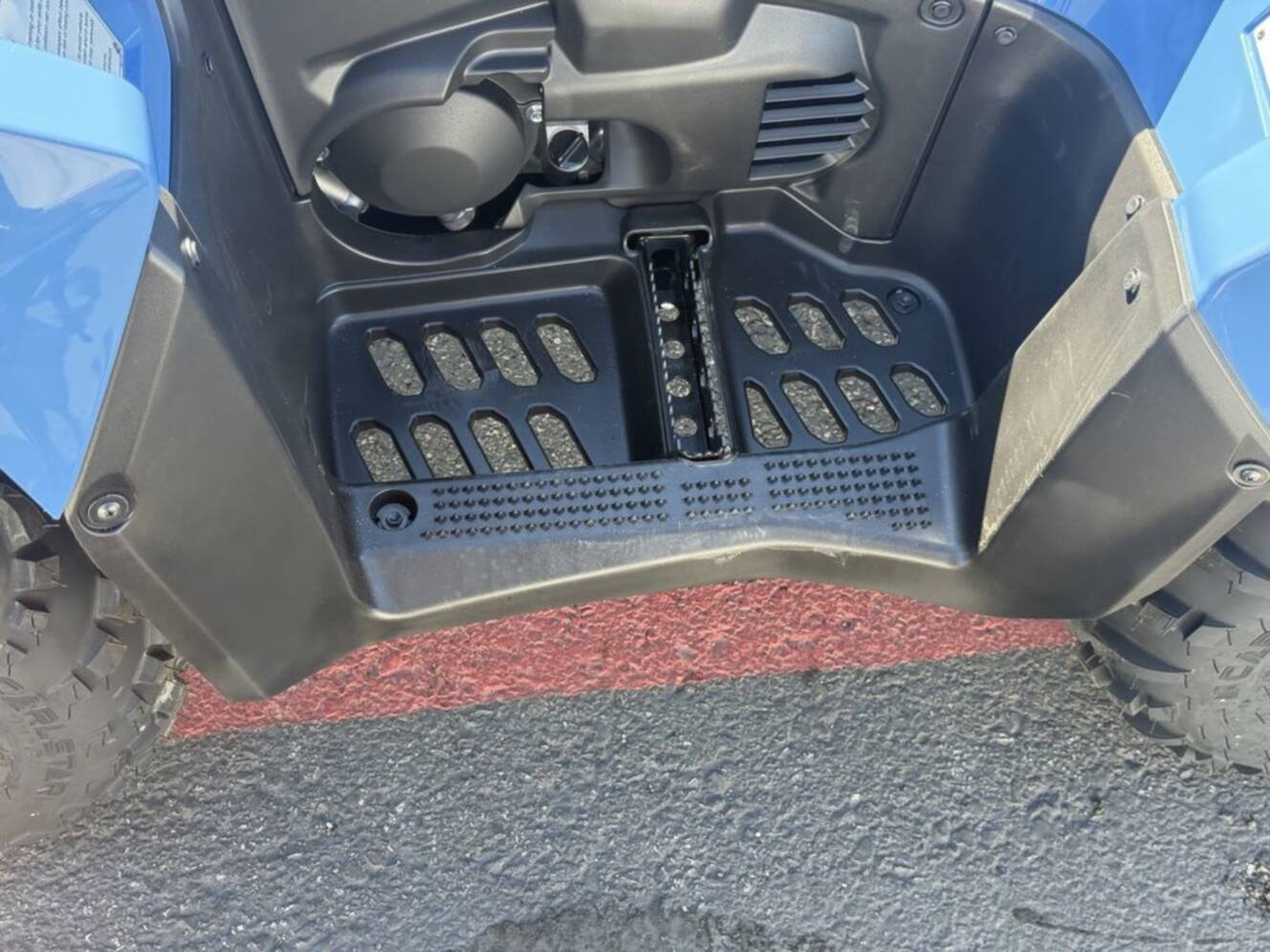 A photo of this 2026 Suzuki KingQuad 500 AXi Power Steering SE