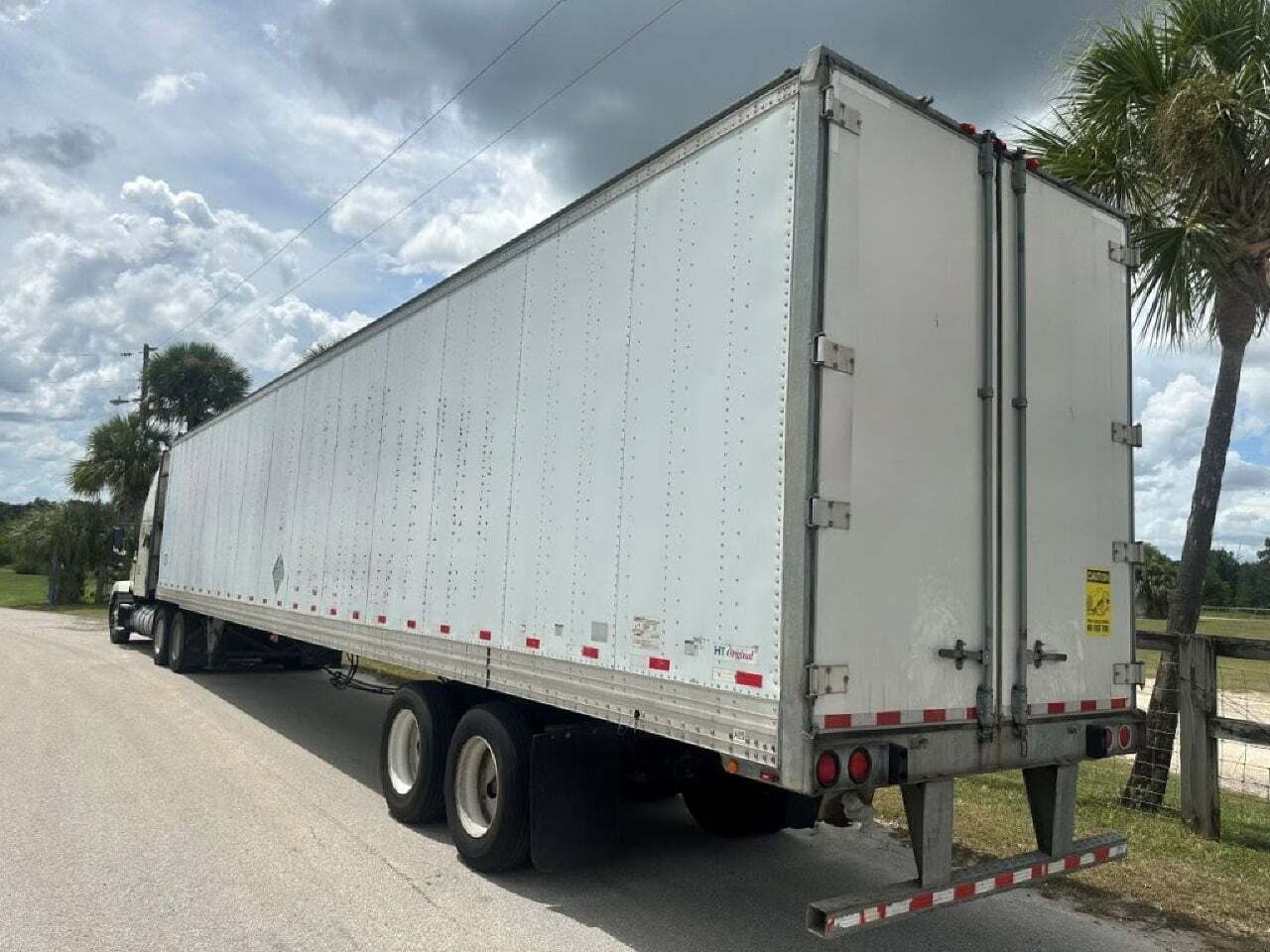 2012 HYUNDAI 53x102 in Jacksonville, FL