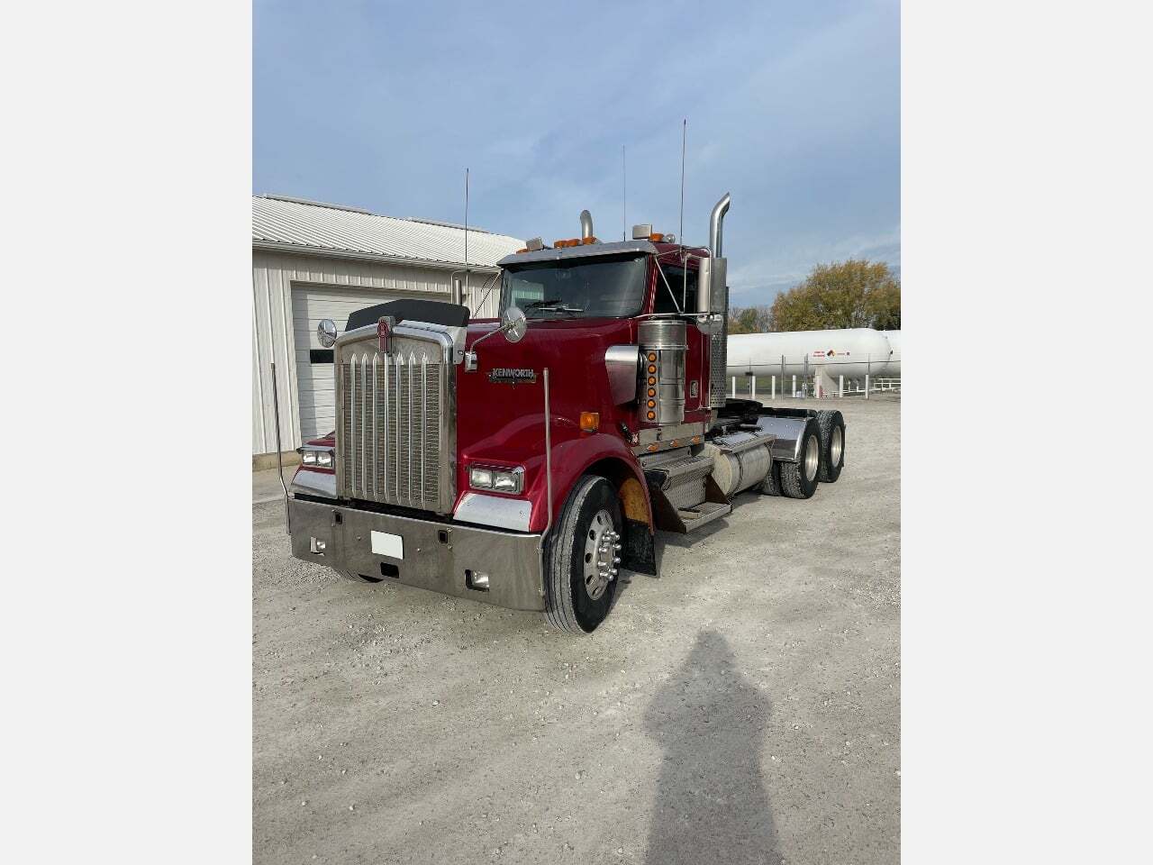 2001 KENWORTH W900 in Columbus, OH