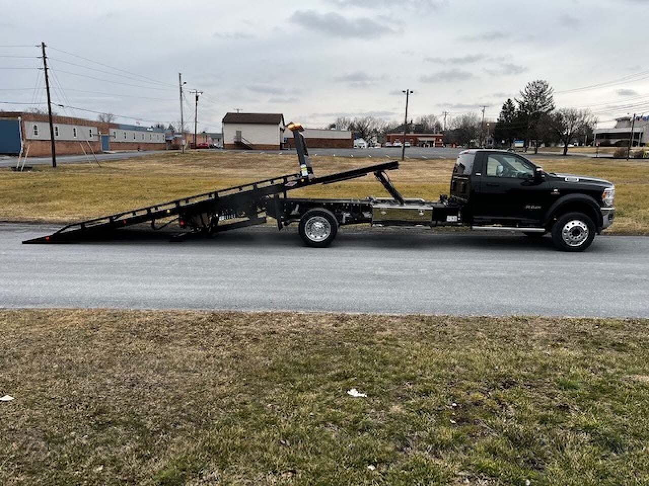 2023 DODGE 5500 20' in Lancaster, PA